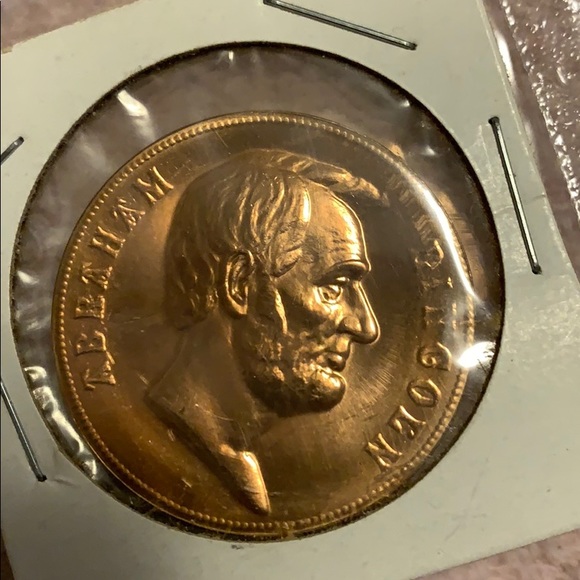 unknown Other - Abraham Lincoln Commemoration Coin